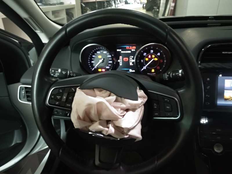JAGUAR XE Portfolio   |   10.14 - 12.18