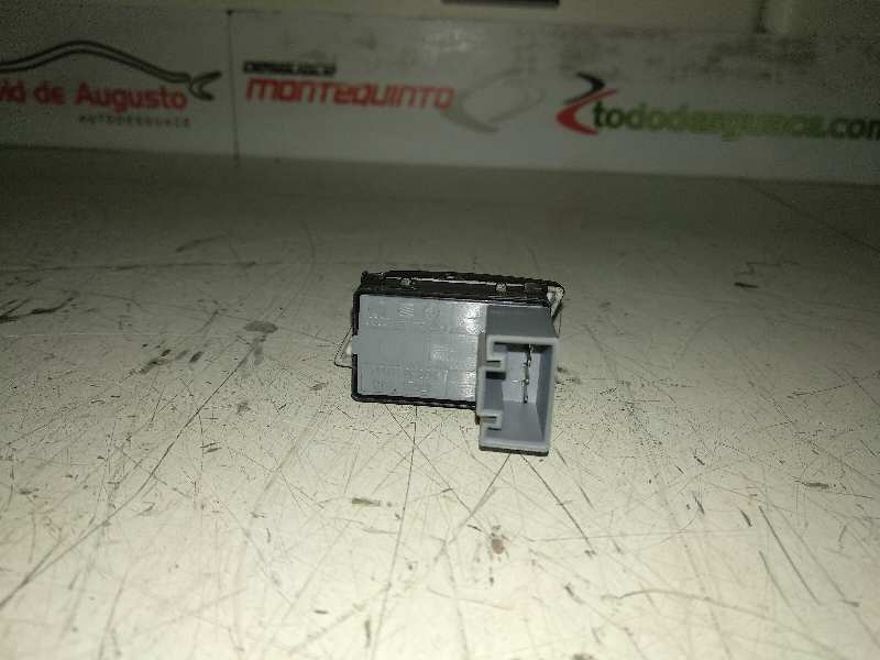 MANDO ELEVALUNAS TRASERO IZQUIERDO SKODA OCTAVIA BERLINA (1Z3) Active   |   05.04 - 12.08