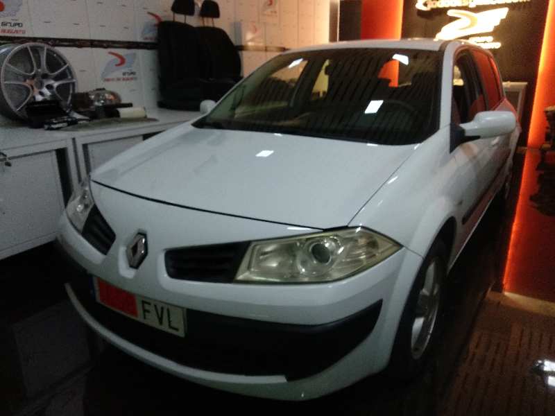 RENAULT MEGANE II BERLINA 5P Confort Authentique   |   11.05 - 12.06 foto 2