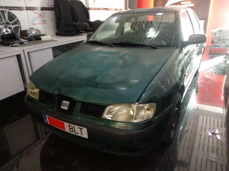 SEAT CORDOBA BERLINA (6K2) Tour Motor 1,6 Ltr. - 55 kW foto 2