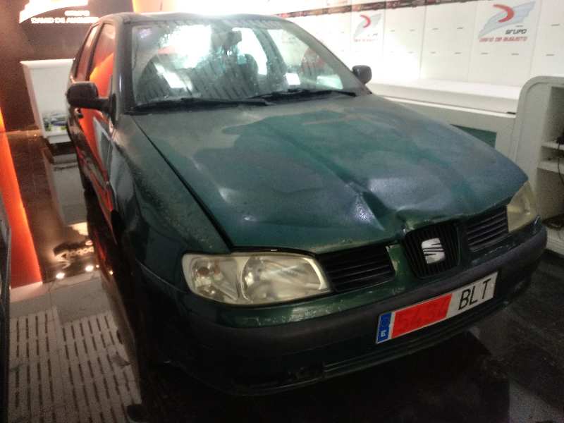 SEAT CORDOBA BERLINA (6K2) Tour Motor 1,6 Ltr. - 55 kW foto 3