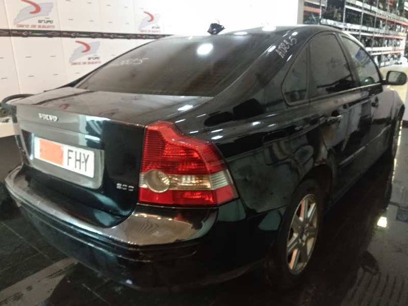 VOLVO S40 BERLINA (2003-2012) 2.0 D Momentum