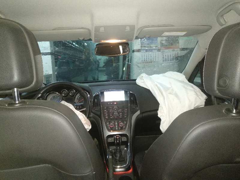 OPEL ASTRA J LIM. 4TÜRIG Excellence Motor 1,7 Ltr. - 81 kW 16V CDTI