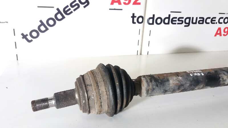 TRANSMISION DELANTERA DERECHA VOLKSWAGEN GOLF IV BERLINA (1J1) Básico   |   0.97 - ...