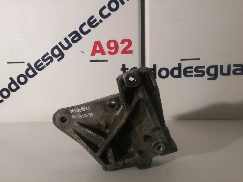 SOPORTE SEAT TOLEDO (1M2) Select