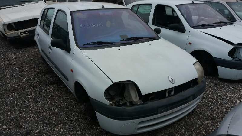 RENAULT CLIO II FASE I (B/CBO) *