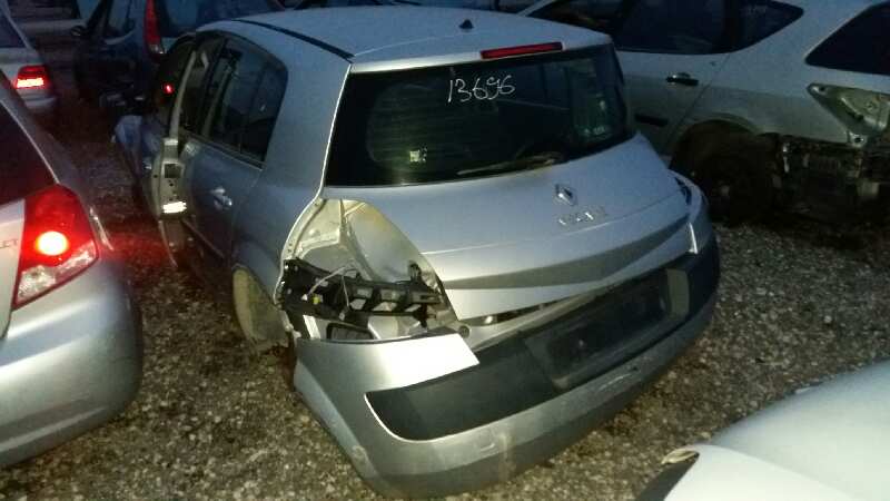 RENAULT MEGANE II CLASSIC BERLINA 1.5 dCi Diesel Motor 1,5 Ltr. - 74 kW dCi Diesel