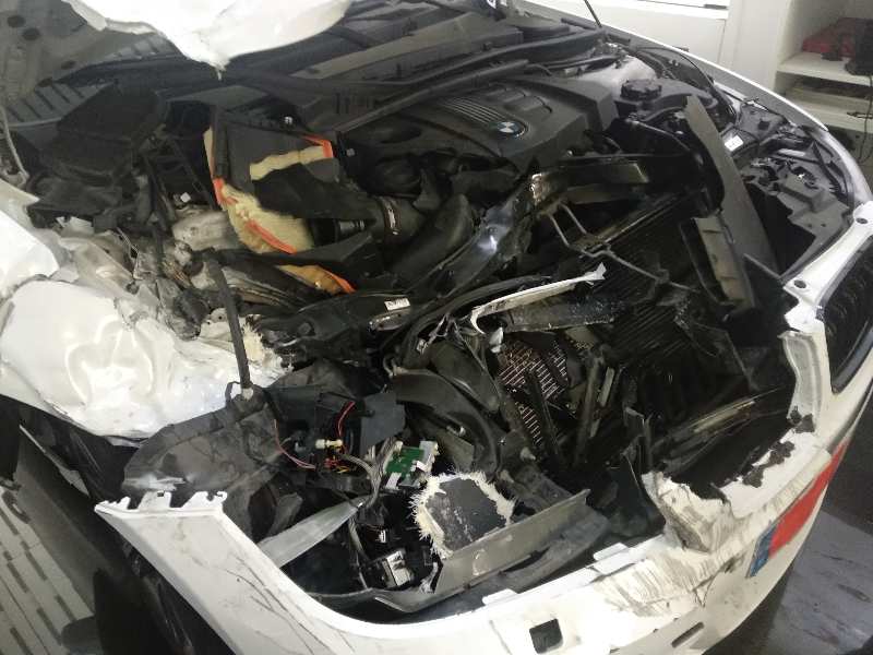 BMW SERIE 3 BERLINA (E90) 320d   |   03.10 - 12.11 foto 5