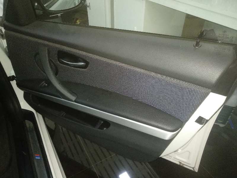 BMW SERIE 3 BERLINA (E90) 320d   |   03.10 - 12.11 foto 10