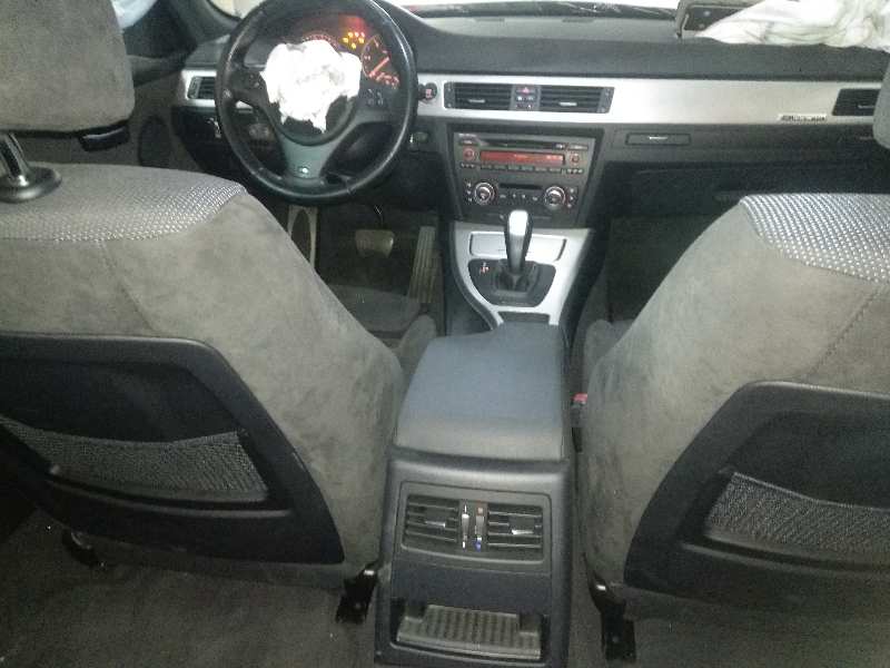 BMW SERIE 3 BERLINA (E90) 320d   |   03.10 - 12.11