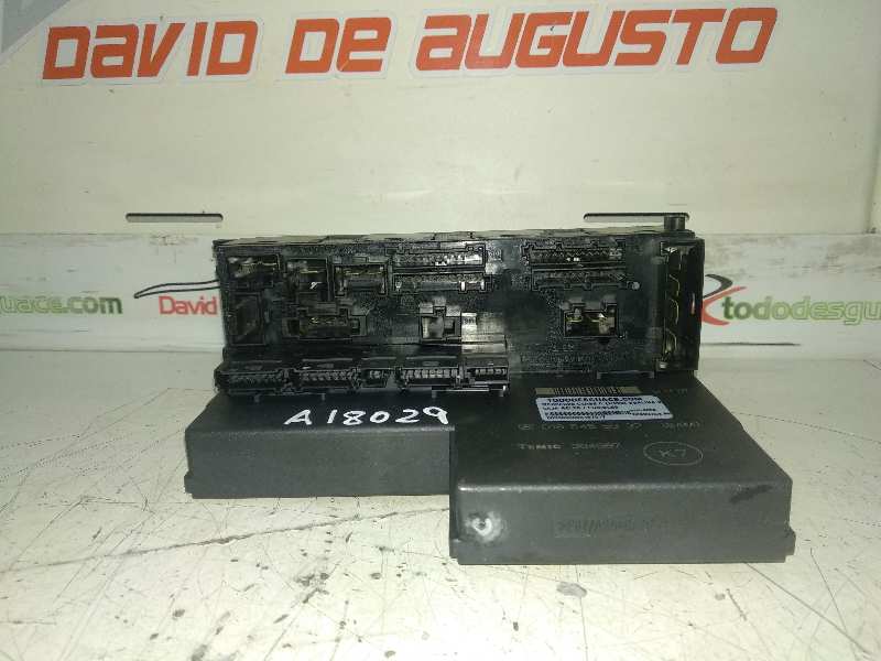 CAJA RELES / FUSIBLES MERCEDES CLASE C (W202) BERLINA 200 CDI (202.134)   |   04.98 - 12.00