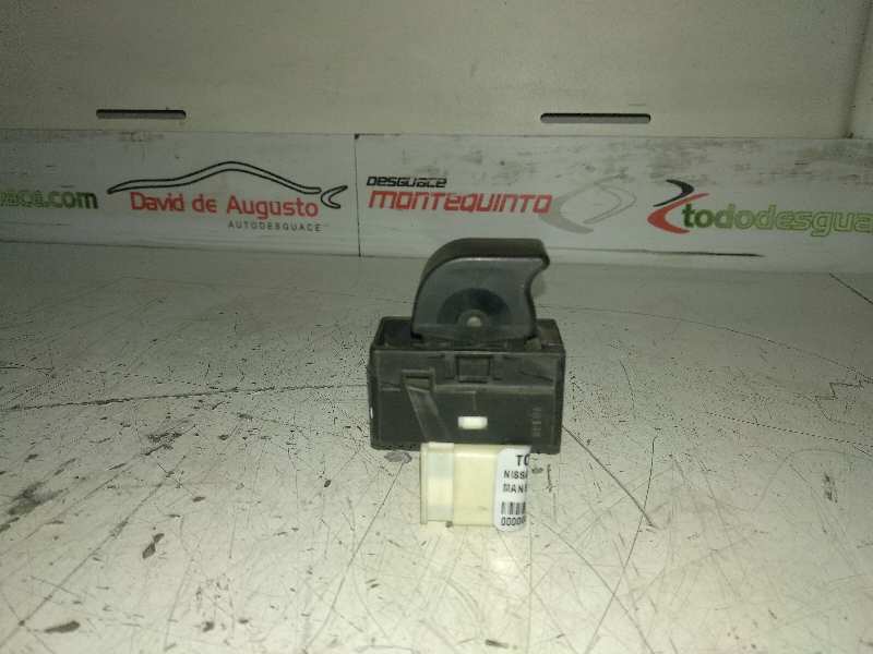 MANETA ELEVALUNAS DELANTERA DERECHA NISSAN PRIMERA BERLINA (P11) Básico