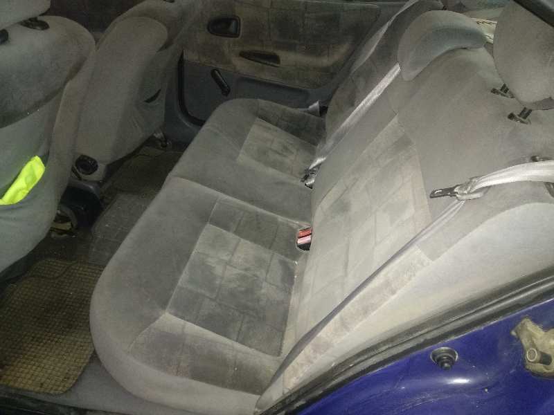 RENAULT MEGANE I FASE 2 BERLINA (BA0) 1.4 16V Authentique Motor 1,4 Ltr. - 70 kW CAT