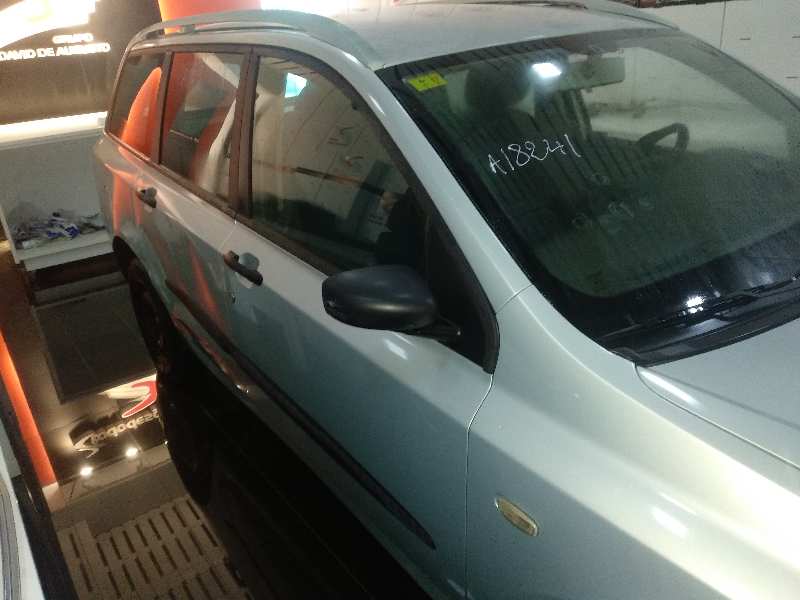FIAT STILO (192) 1.9 JTD 80   |   12.02 - ... foto 9