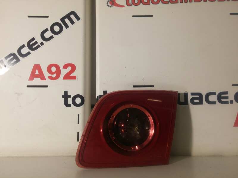 PILOTO INTERIOR TRASERO DERECHO MAZDA 3 LIM. (BL) 2.0 16V CAT