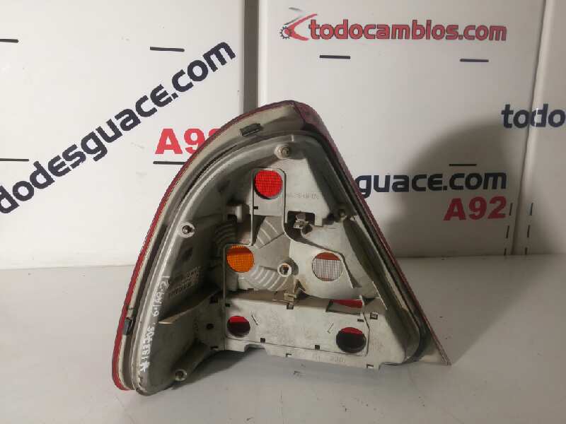 PILOTO TRASERO DERECHO MERCEDES-BENZ CLASE C (W202) BERLINA 280 (202.028)