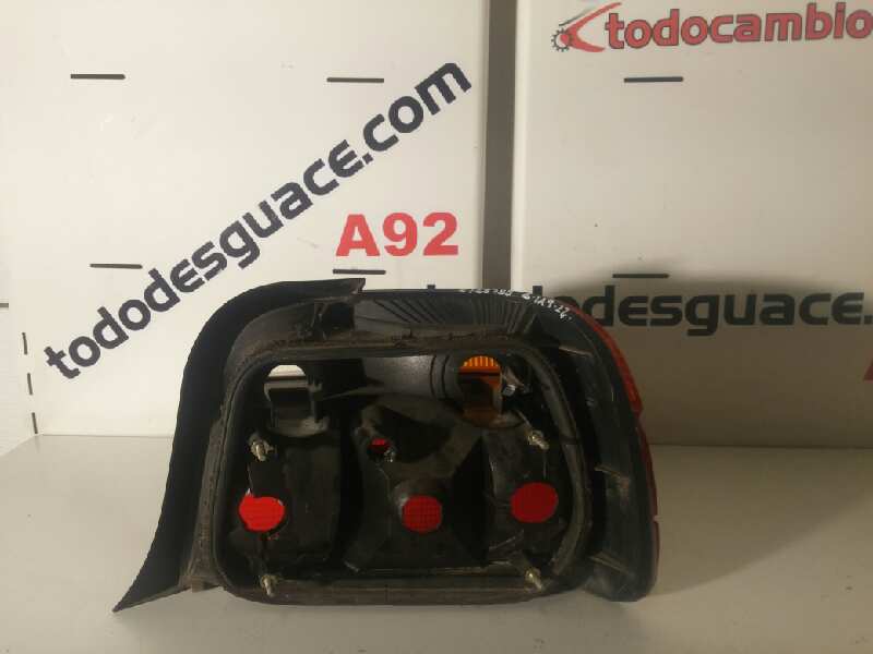PILOTO TRASERO IZQUIERDO BMW SERIE 3 BERLINA (E36) 1.7 Turbodiesel CAT