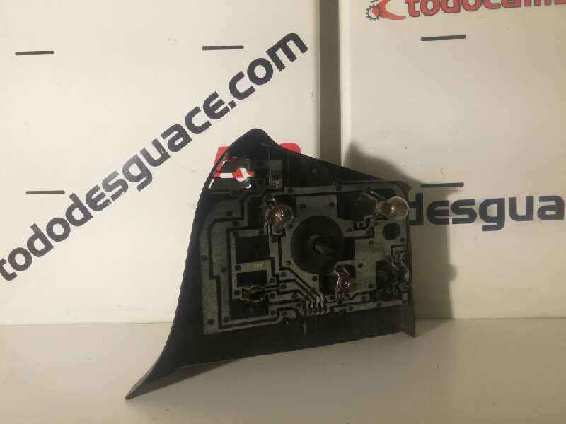 PORTALAMPARAS TRASERO DERECHO BMW SERIE 3 BERLINA (E36) 1.7 Turbodiesel CAT