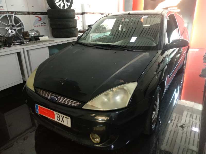 FORD FOCUS BERLINA (CAK) Ambiente   |   08.98 - 12.04 foto 2