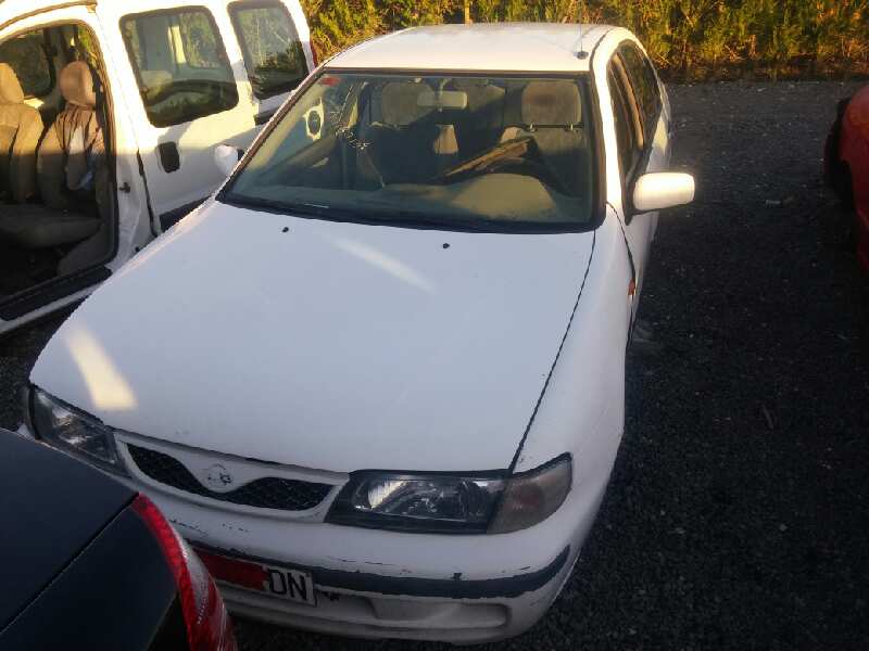 NISSAN ALMERA (N15) GX Motor 2,0 Ltr. - 55 kW Diesel foto 8