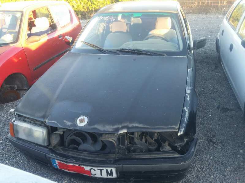 BMW SERIE 3 BERLINA (E36) 318i   |   01.91 - 12.98 foto 7