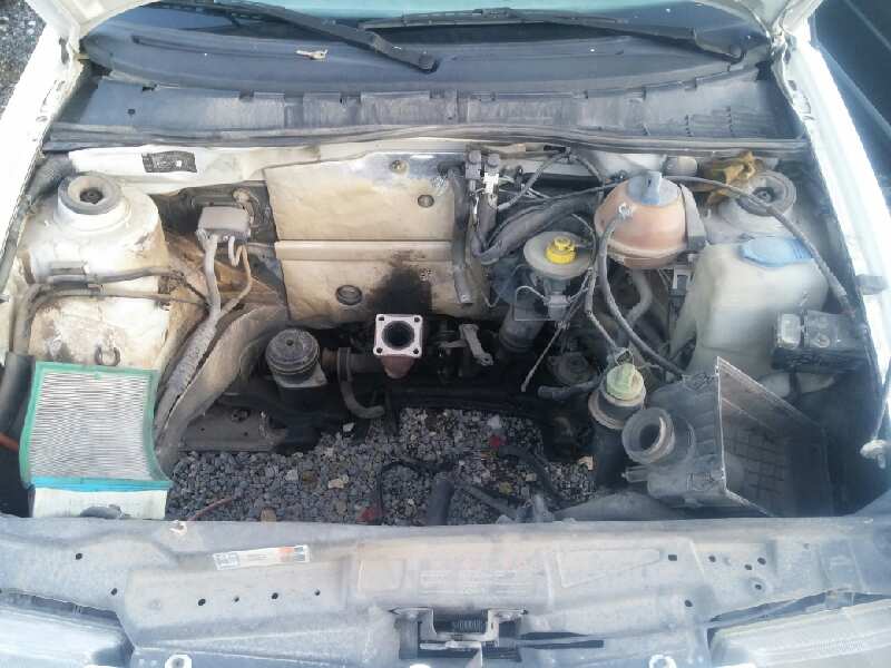 SEAT INCA (6K9) 1.9 D CL Familiar Motor 1,9 Ltr. - 47 kW Diesel CAT (1Y) foto 6