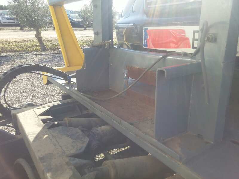 PLATAFORMA GRUA NISSAN L - 80 09   |   ...