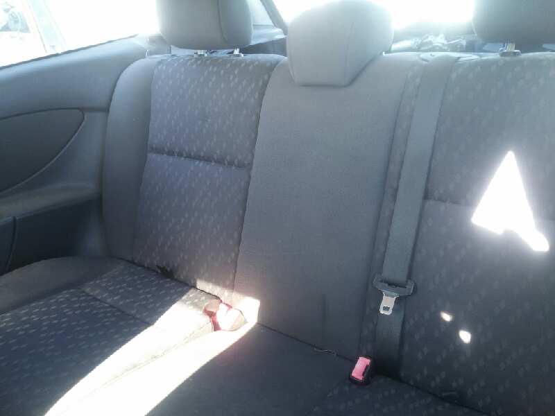 FORD FOCUS BERLINA (CAK) Ghia Motor 1,8 Ltr. - 85 kW TDCi Turbodiesel CAT foto 6