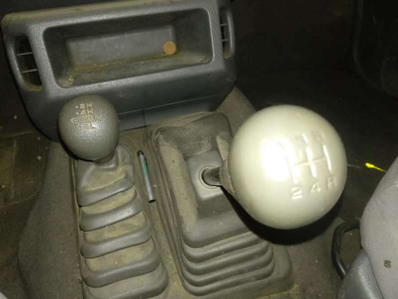 NISSAN TERRANO/TERRANO.II (R20) Comfort Motor 2,7 Ltr. - 74 kW Turbodiesel