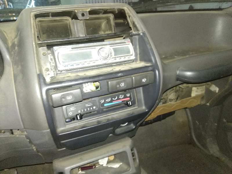 NISSAN TERRANO/TERRANO.II (R20) Comfort Motor 2,7 Ltr. - 74 kW Turbodiesel