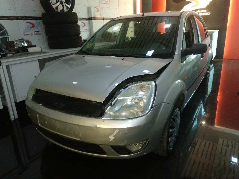 FORD FIESTA (CBK) Ambiente   |   11.01 - ... foto 2