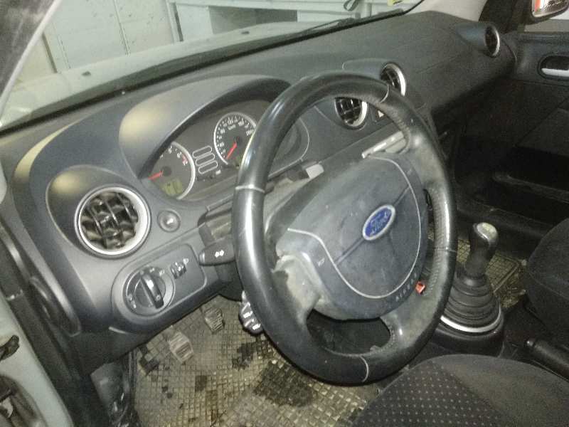 FORD FIESTA (CBK) Ambiente   |   11.01 - ... foto 12