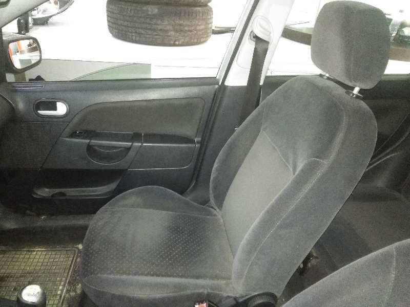 FORD FIESTA (CBK) Ambiente   |   11.01 - ...