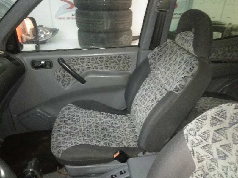 NISSAN TERRANO/TERRANO.II (R20) Aventura Motor 2,7 Ltr. - 92 kW Turbodiesel