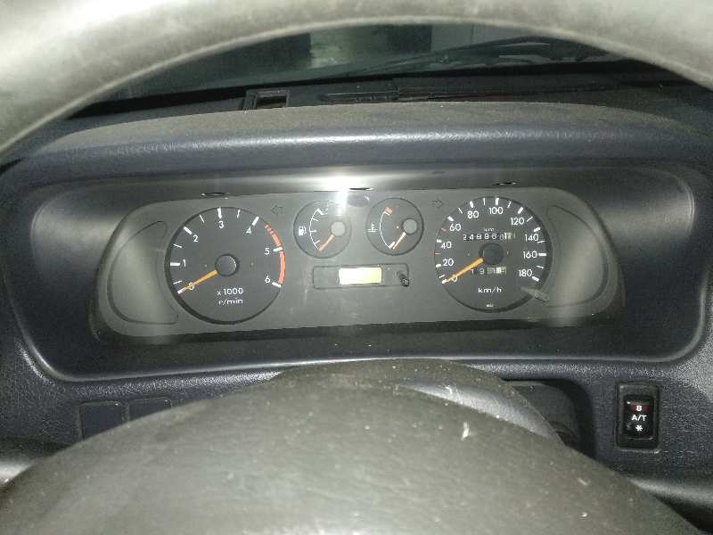 NISSAN TERRANO/TERRANO.II (R20) Aventura Motor 2,7 Ltr. - 92 kW Turbodiesel