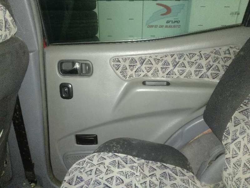 NISSAN TERRANO/TERRANO.II (R20) Aventura Motor 2,7 Ltr. - 92 kW Turbodiesel