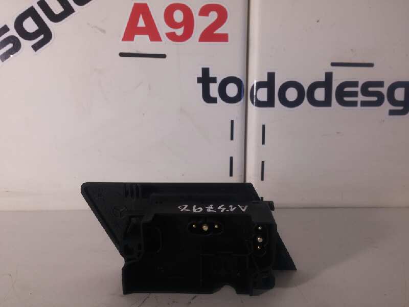 MANDO ASIENTO ELECTRICO MERCEDES-BENZ CLASE E (W124) BERLINA 3.0 Turbodiesel CAT