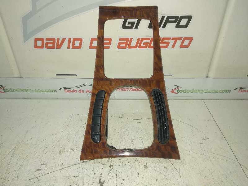 EMBELLECEDOR PALANCA CAMBIOS MERCEDES CLASE C (W203) FAMILIAR C 270 T CDI (203.216)   |   01.01 - 12.05