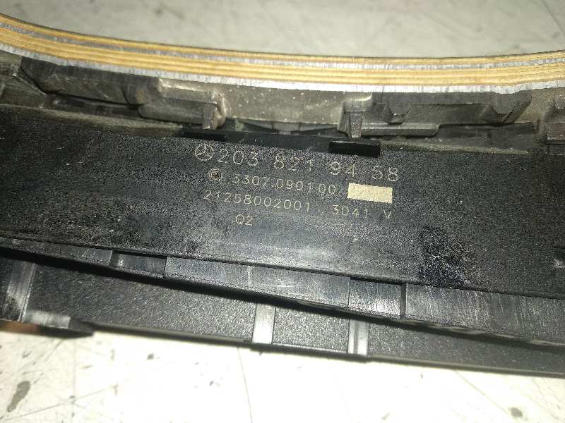 EMBELLECEDOR PALANCA CAMBIOS MERCEDES CLASE C (W203) FAMILIAR C 270 T CDI (203.216)   |   01.01 - 12.05