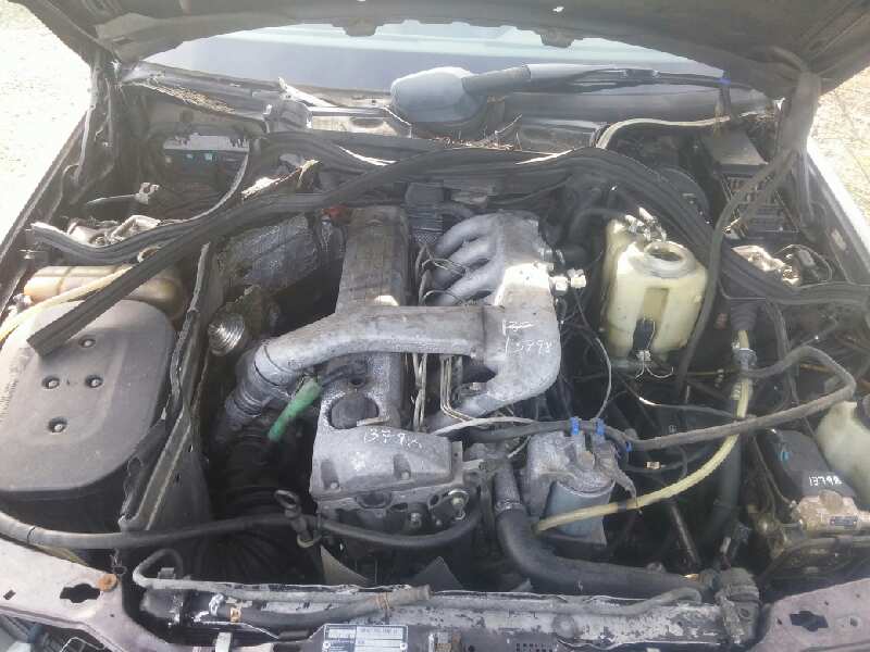MERCEDES-BENZ CLASE E (W124) BERLINA 3.0 Turbodiesel CAT Motor 3,0 Ltr. - 108 kW Turbodiesel CAT