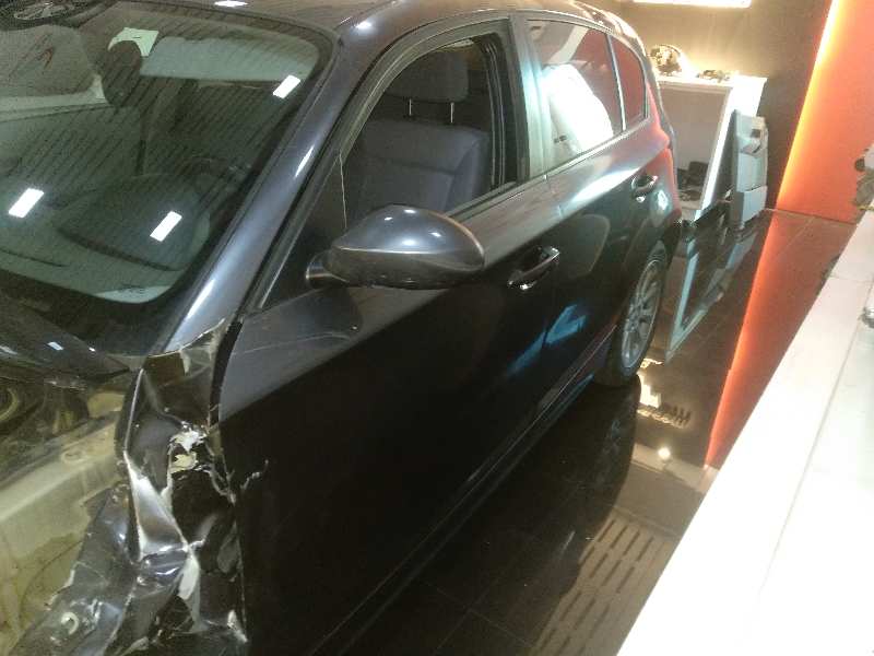BMW SERIE 1 BERLINA (E81/E87) 118d   |   03.07 - 12.07 foto 8