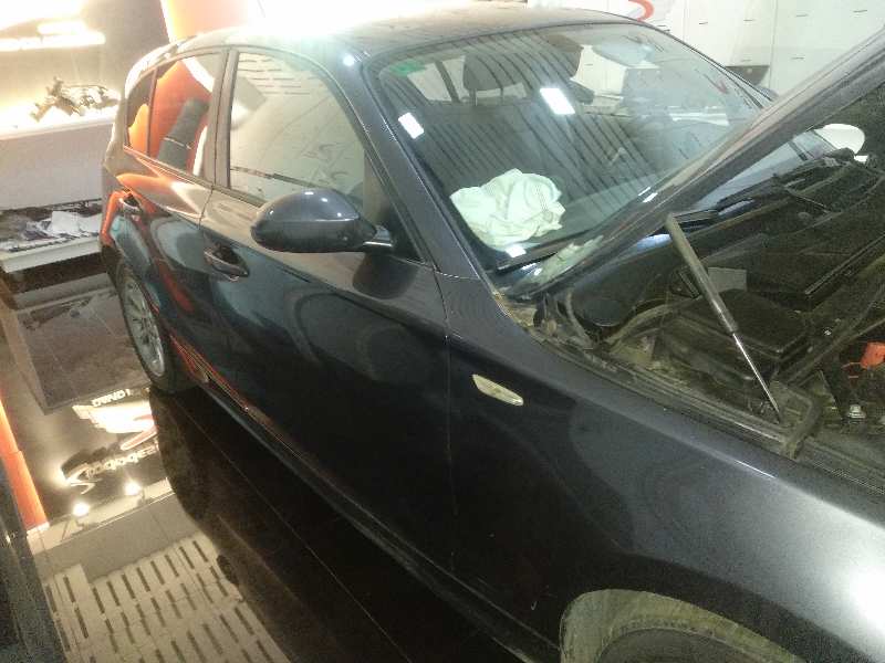 BMW SERIE 1 BERLINA (E81/E87) 118d   |   03.07 - 12.07 foto 9