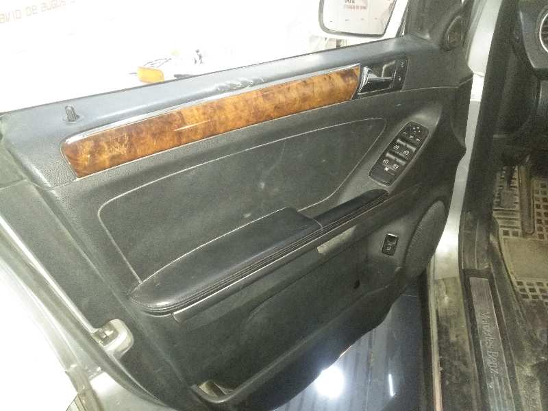 MERCEDES CLASE M (W164) 320 / 350 CDI (164.122)   |   03.05 - 12.09 foto 10
