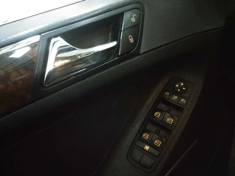 MERCEDES CLASE M (W164) 320 / 350 CDI (164.122)   |   03.05 - 12.09 foto 11