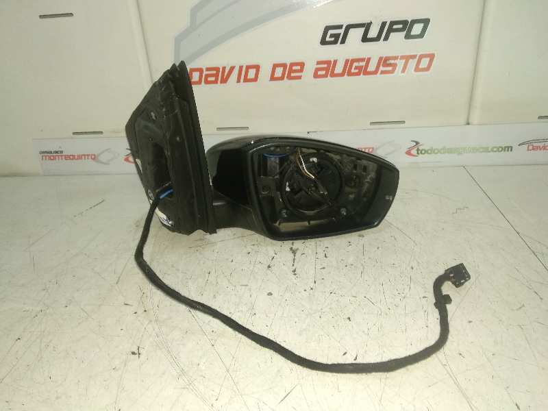 RETROVISOR DERECHO ELECTRICO