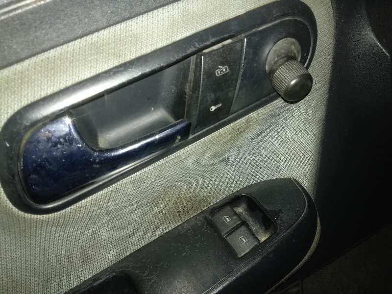 SEAT CORDOBA BERLINA (6L2) Fresh   |   12.03 - 12.04
