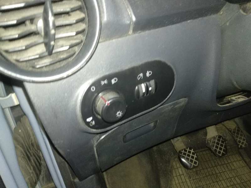 SEAT CORDOBA BERLINA (6L2) Fresh   |   12.03 - 12.04
