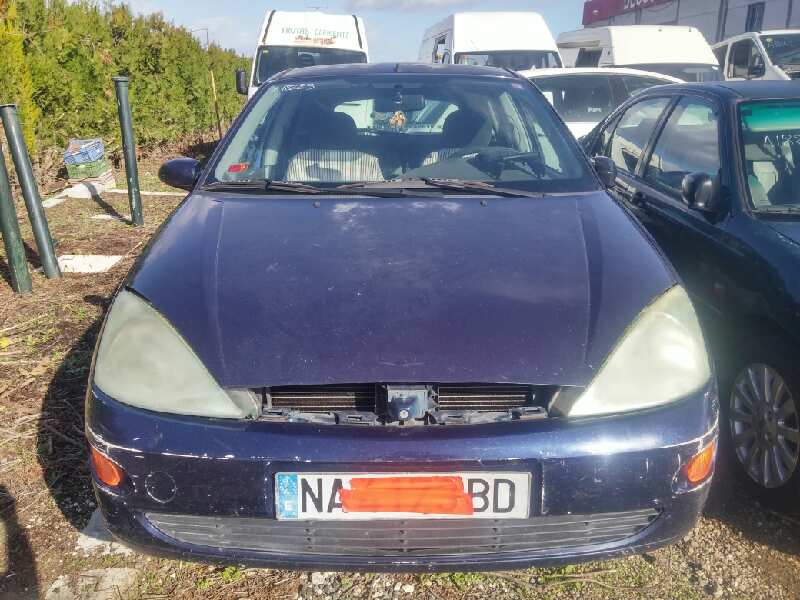 FORD FOCUS BERLINA (CAK) Ambiente   |   08.98 - 12.04 foto 10