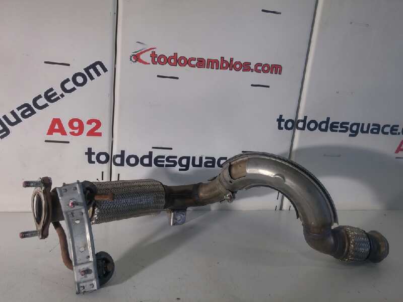 FLEXO ESCAPE CITROEN C4 AIRCROSS Exclusive Plus 2WD   |   11.14 - 12.16