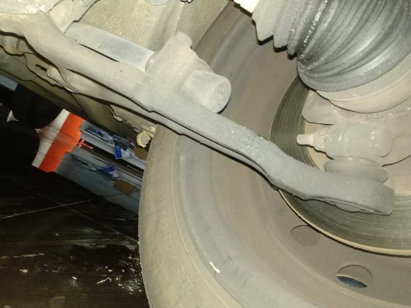 BRAZO SUSPENSION INFERIOR DELANTERO IZQUIERDO CITROEN SAXO 1.5 D Furio   |   12.99 - 12.03